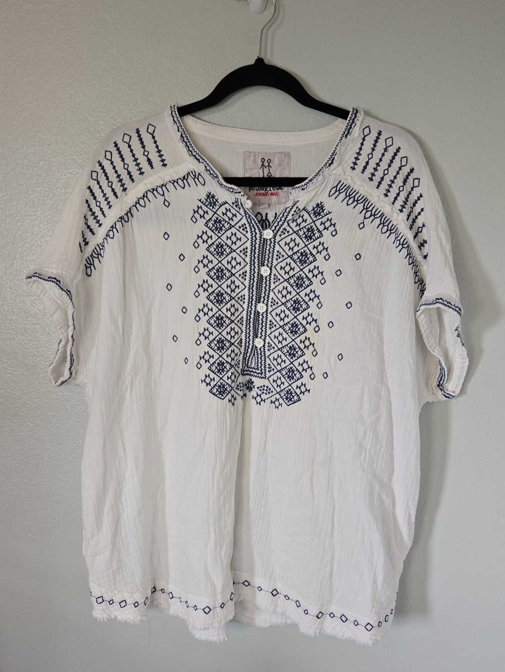 Johnny Was | White Blue Embroidered Cotton Top Size Large